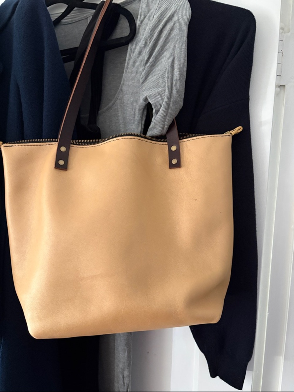 Portland Leather Tote Bag in Beige with Dark Brown Handles
